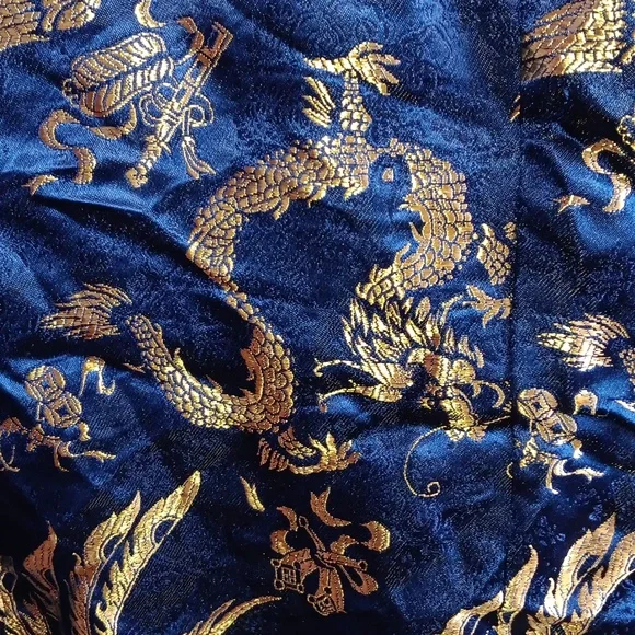 Chinese Shirt 🐉 - Picture 6 of 6